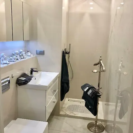 Luxury In City Centre Unique